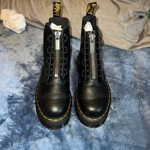 Dr. Martens Sinclair black zip up boot with laces *BRAND NEW, NEVER WORN*